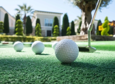 Golf Sporunun Temelleri: Başlangıç İpuçları ve Teknikler